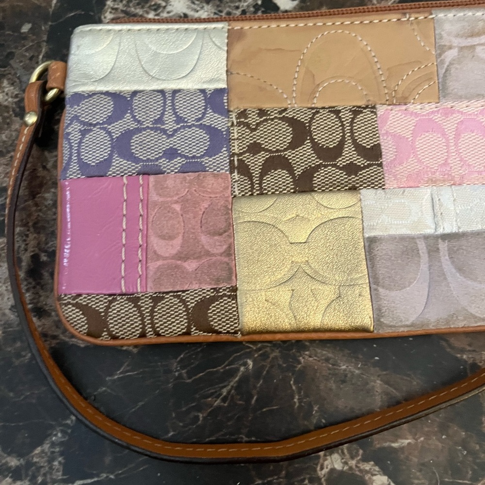 Patchwork Coach Wristlet Clutch euc - image 5